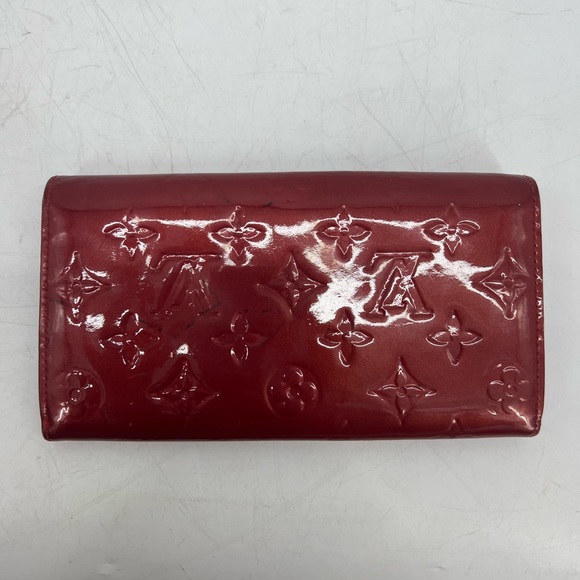 Louis Vuitton Vernis Sarah Wallet - Picture 3 of 11